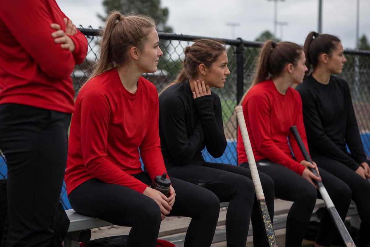 Training and travel — custom hockey teamwear by Divley