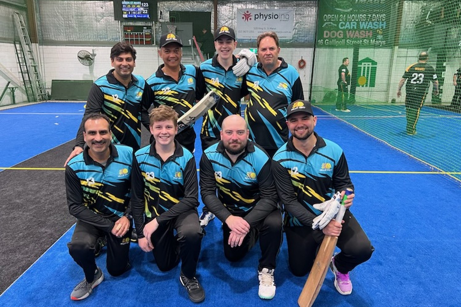 Hills Heat wearing Divley custom teamwear